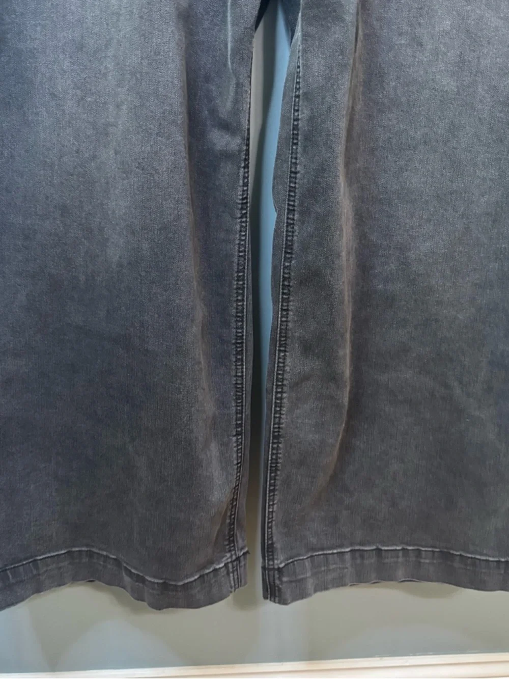 Democracy "Ab"solution Skyrise Wide Leg Jeans 20W Washed Black (41X31) - Picture 5 of 11